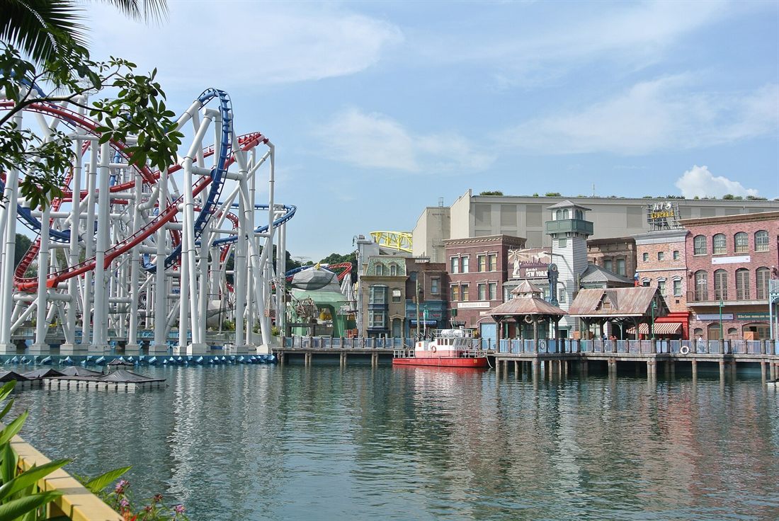 Universal Studios Singapore lake and globe